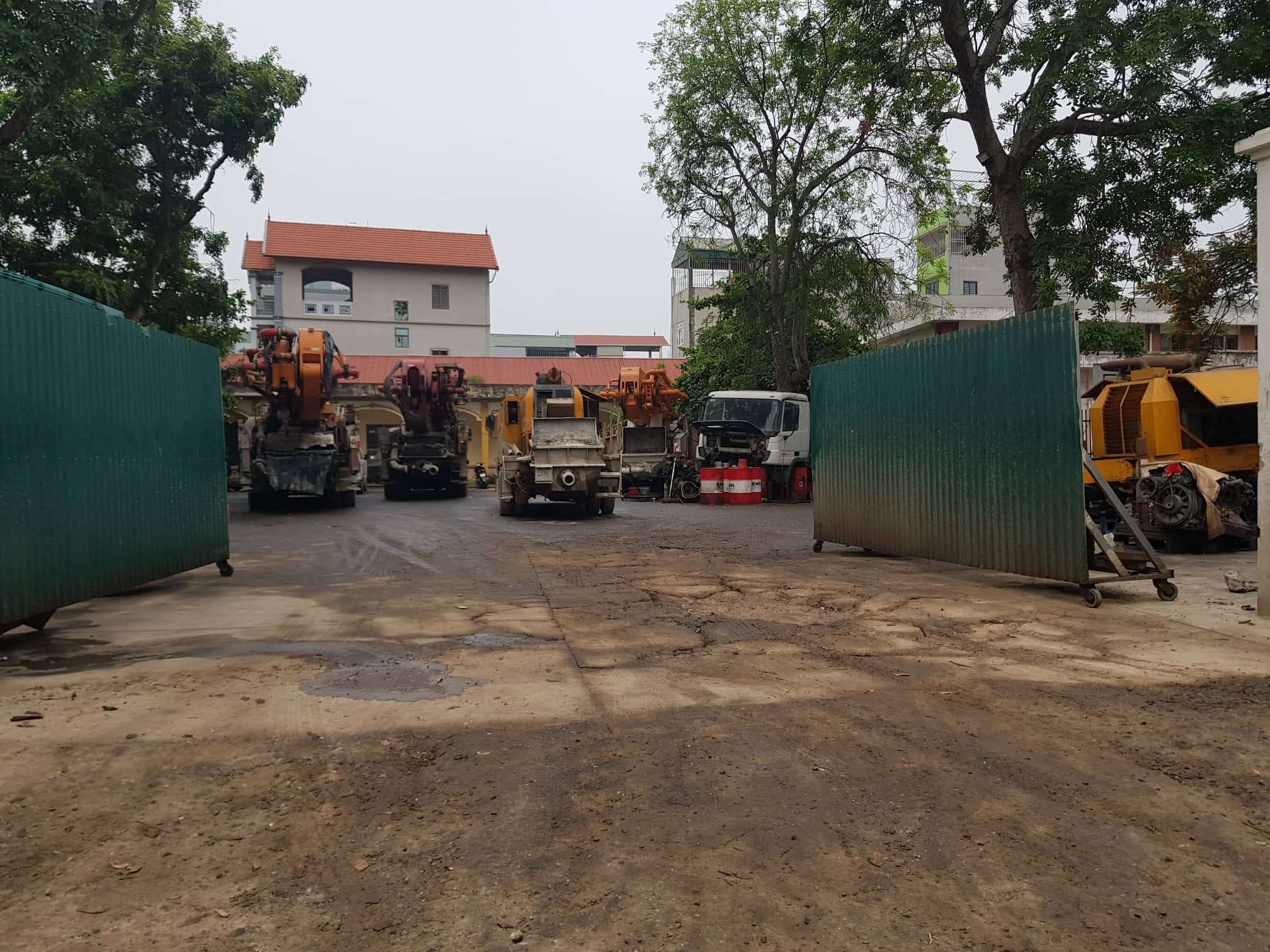 Hà Đông – Hà Nội: Cty TNHH cơ giới Thuận Phát xả thải nhớt đầu độc môi trường