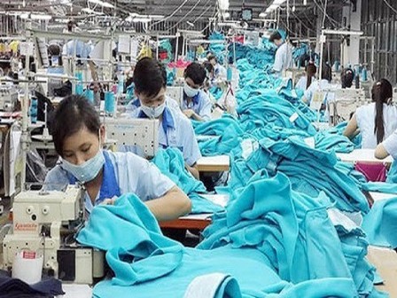 Doanh nghiệp (Công ty) có được chấm dứt hợp đồng với nhân viên vì dịch bệnh Covid-19?