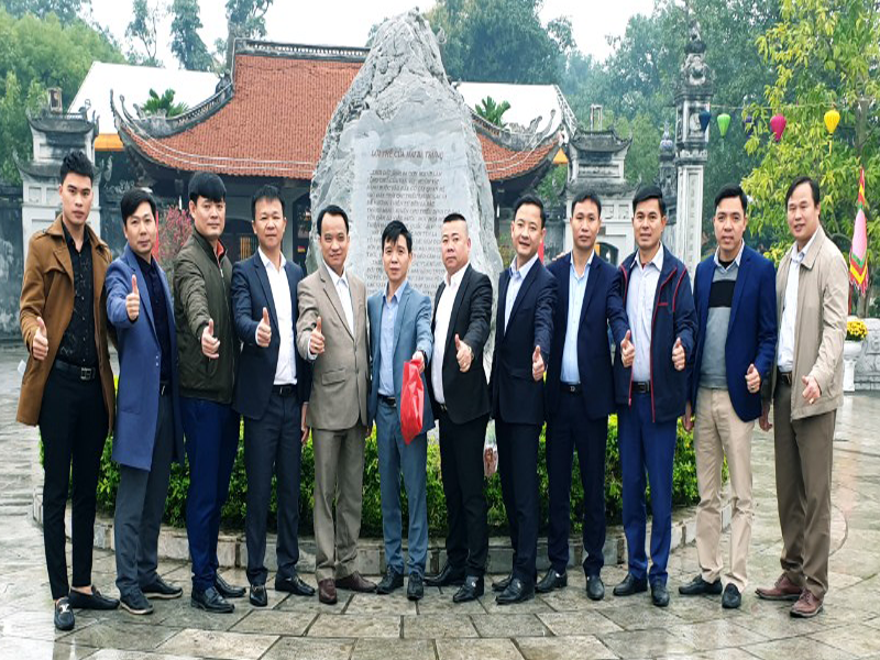 CLB Doanh nghiệp trẻ Mê Linh – Đất Hai Bà Trưng kêu gọi tình người trong diễn biến chống dịch Covid-19.