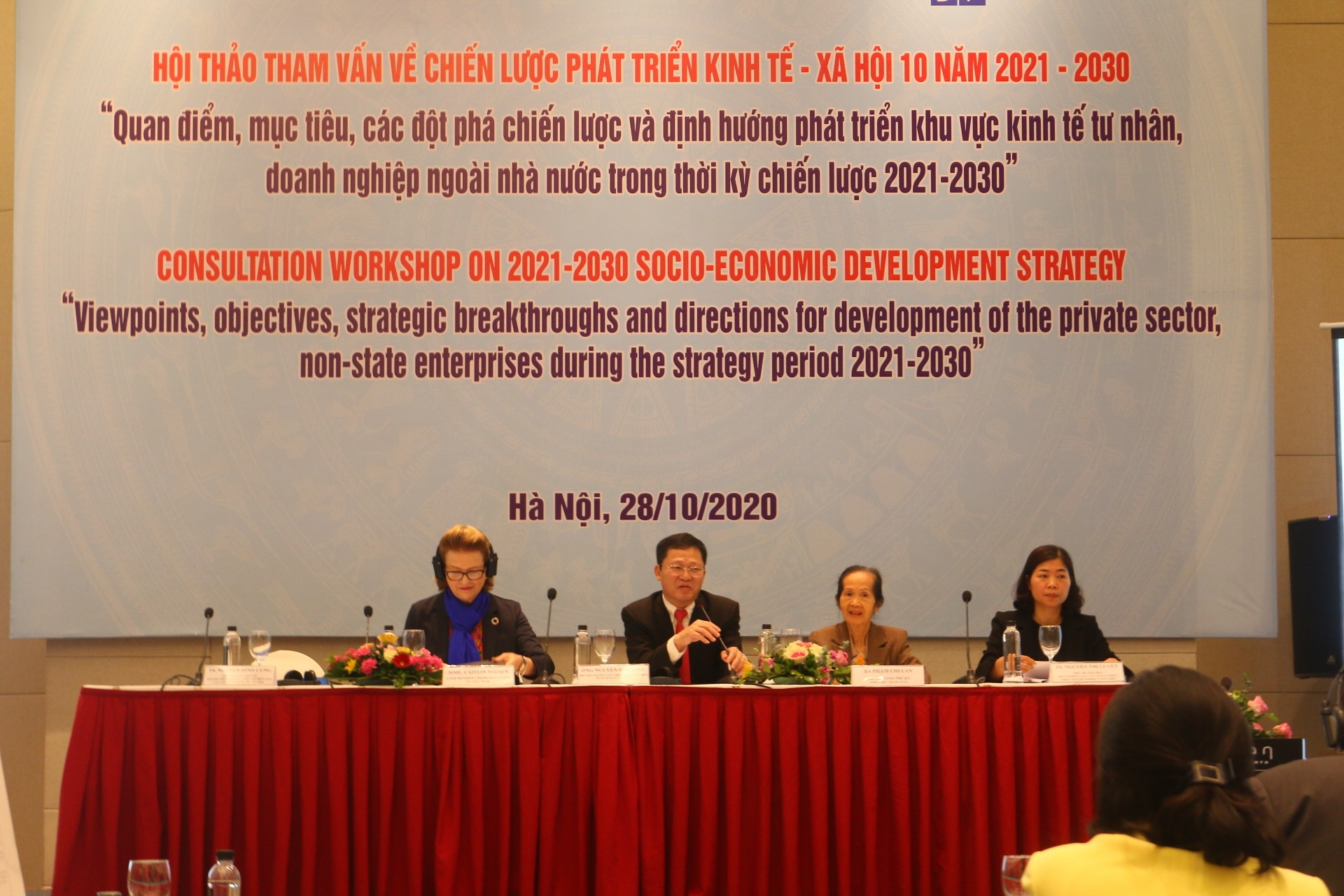 muon doanh nghiep tu nhan lon nhanh phai xay dung muc tieu du cao de hanh dong