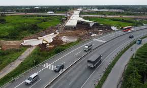 Đề xuất cơ chế chia sẻ phần tăng, giảm doanh thu dự án PPP