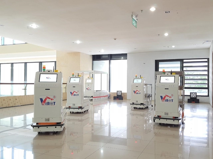 Ứng dụng robot thông minh thay nhân viên y tế trong khu cách ly bệnh nhân Covid-19