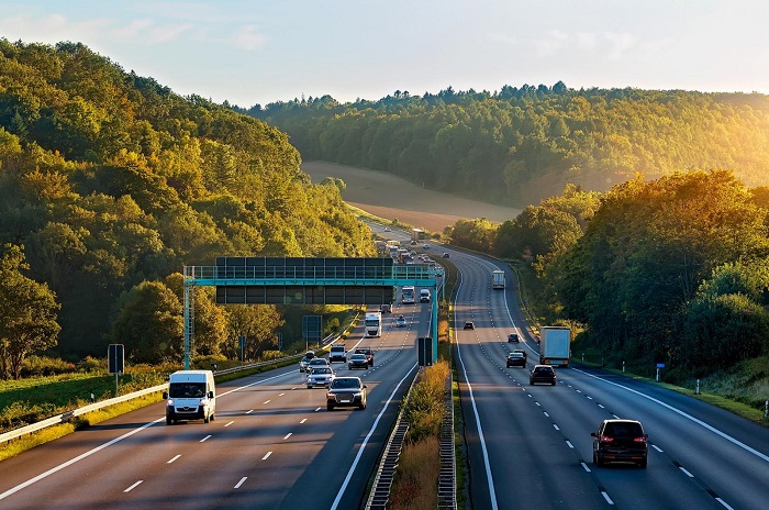 Thủ tướng: Cần phải làm gần 4.000 km đường cao tốc trong 10 năm tới