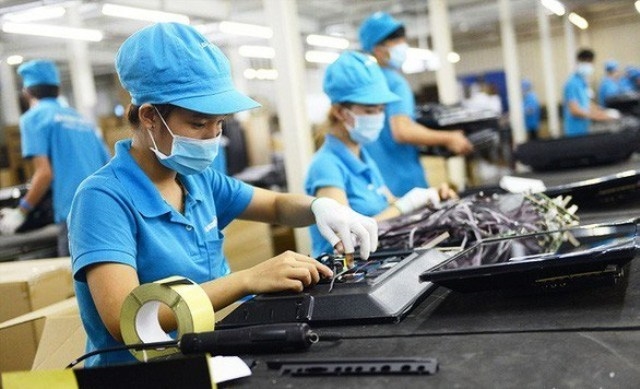 TP.HCM: Đề xuất hỗ trợ 1,8 triệu đồng/tháng cho người lao động bị ngừng việc