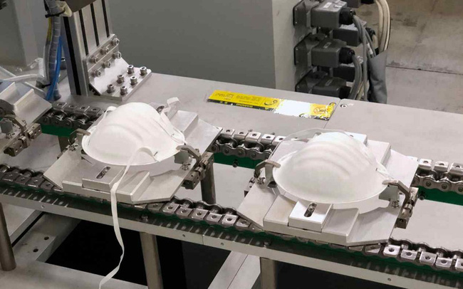 Loạt doanh nghiệp sản xuất khẩu trang của Mỹ phá sản