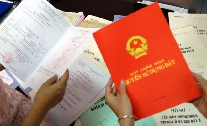 Bộ Tài nguyên và Môi trường đề nghị tạo điều kiện sổ đỏ ghi tên cả 2 vợ chồng