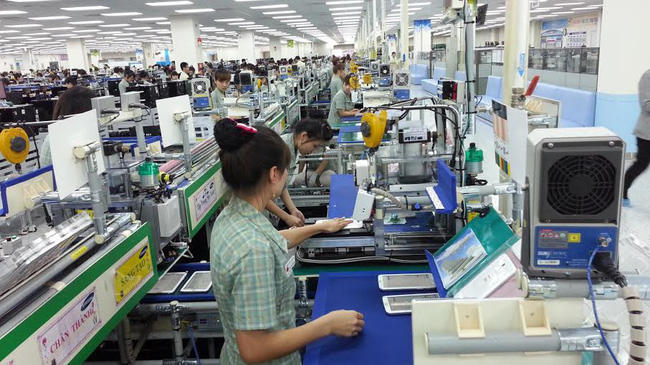 Xuất khẩu điện thoại và linh kiện sang Trung Quốc tăng gần 50%
