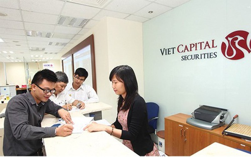Chứng khoán Bản Việt lãi kỷ lục 868 tỷ đồng trong 6 tháng đầu năm