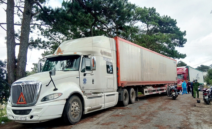Tạm giữ 29 tấn khoai tây Trung Quốc vận chuyển đến Đà Lạt