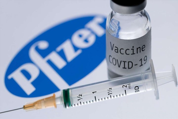Hãng dược Pfizer dự báo thu được 33,5 tỷ USD nhờ sản xuất vắc xin