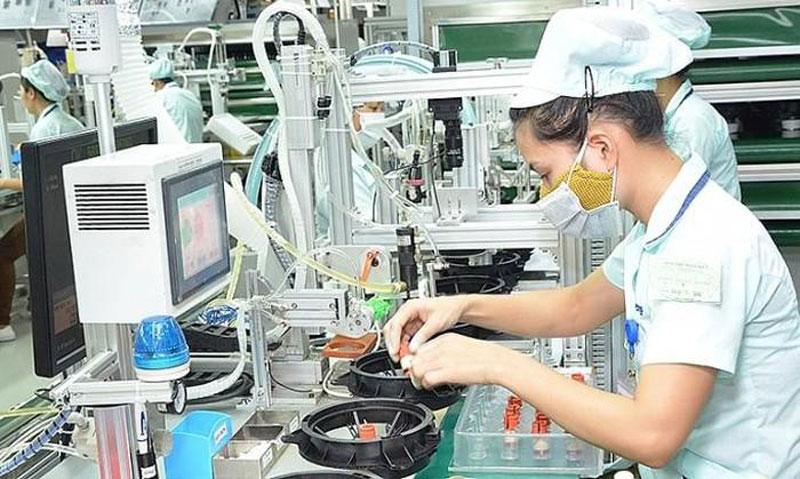 Điện thoại di động, hạt điều và hạt tiêu xuất khẩu mạnh sang UAE