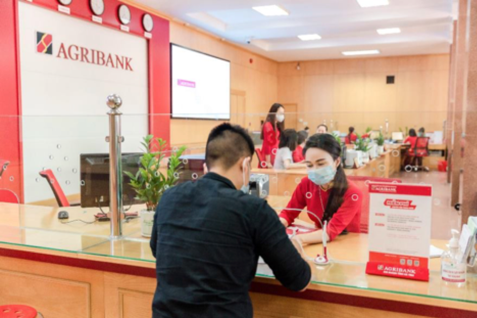 Agribank tiếp tục miễn 100% phí dịch vụ tại các địa phương giãn cách xã hội