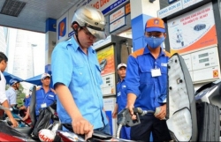 moi ngay chi hon 72 ty dong de binh on gia xang dau