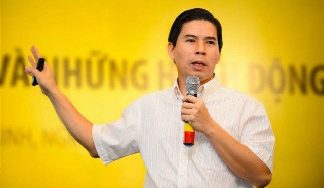 Hai bí quyết giữ nhân tài của Chủ tịch Thế Giới Di Động - Ảnh 1. Hai bí quyết giữ nhân tài của Chủ tịch Thế Giới Di Động - Ảnh 1.