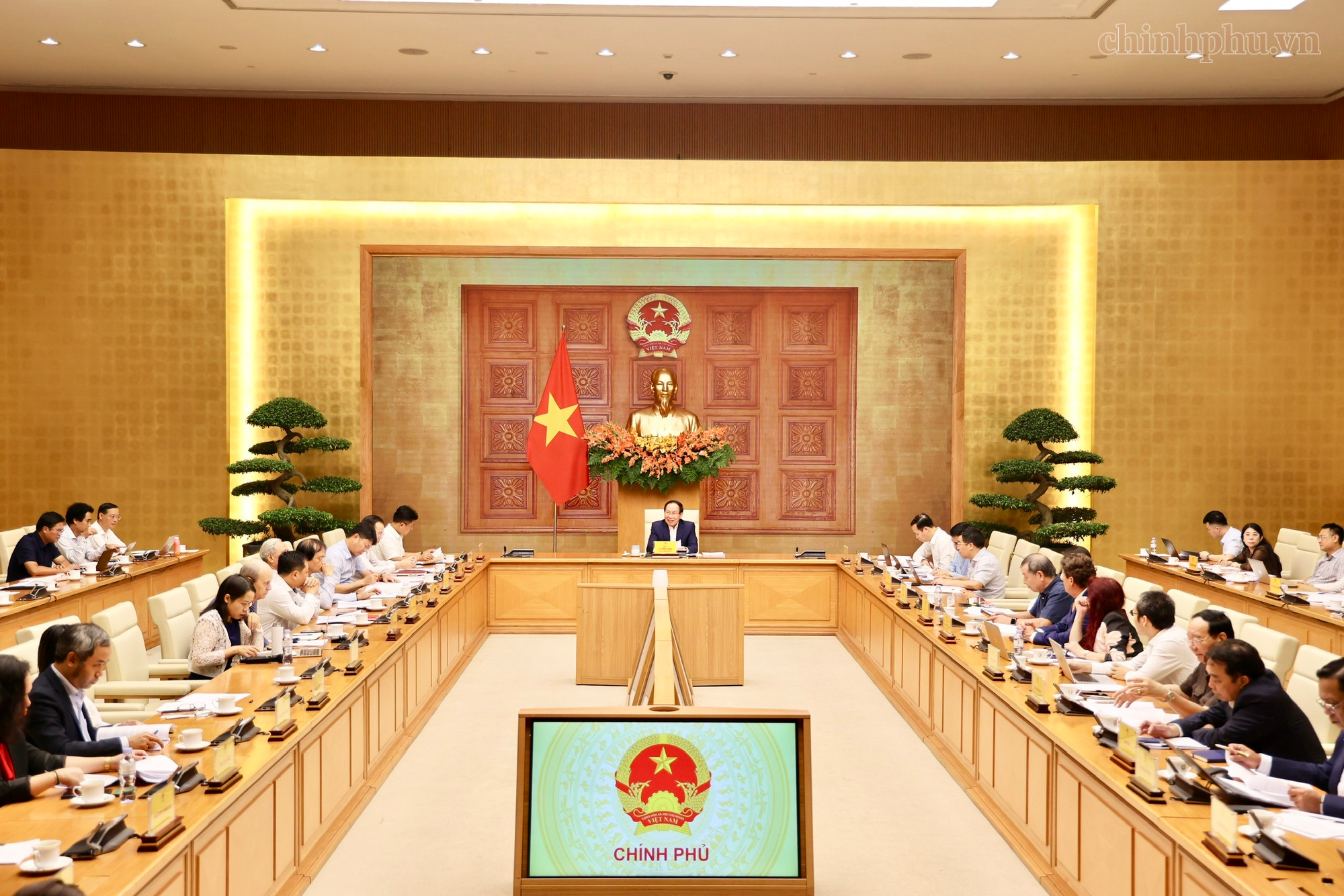 Phó Thủ tướng Lê Tiến Châu đối thoại với doanh nghiệp trong lĩnh vực giáo dục và đào tạo- Ảnh 9.