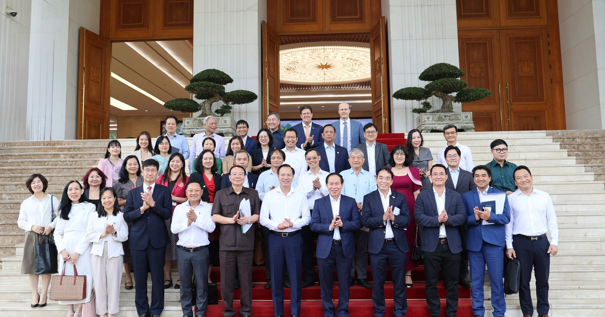 Phó Thủ tướng Lê Tiến Châu đối thoại với doanh nghiệp trong lĩnh vực giáo dục và đào tạo